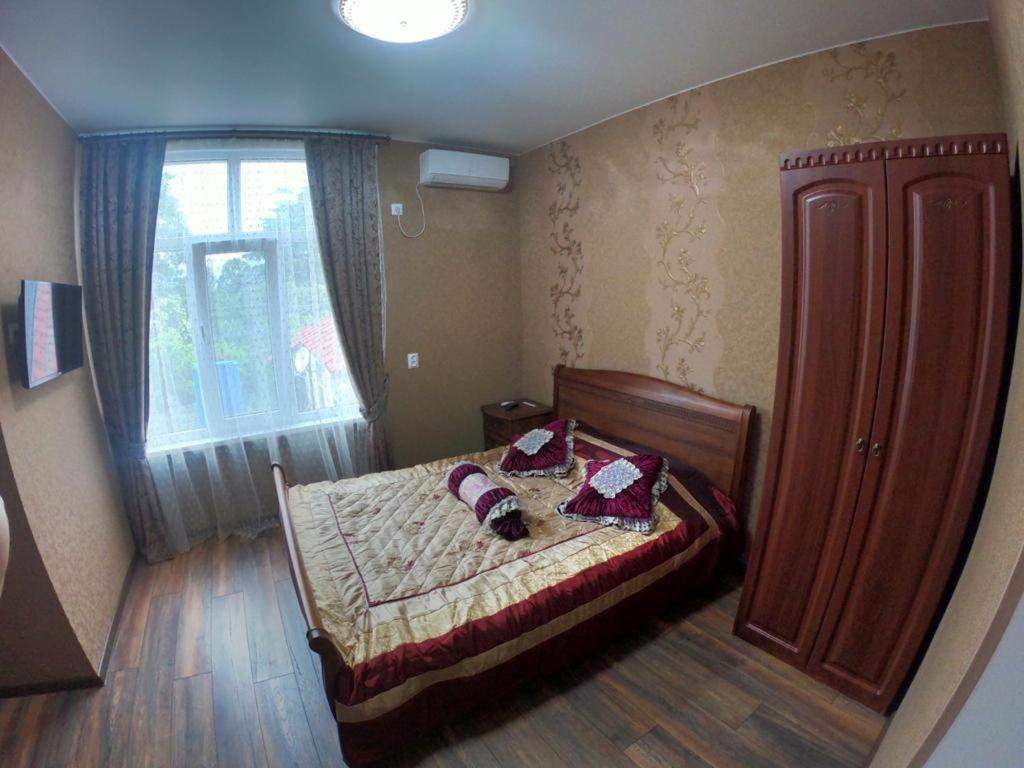 Гостевой Дом "Ласточкино Гнездо" Tsandrypsh Exterior photo