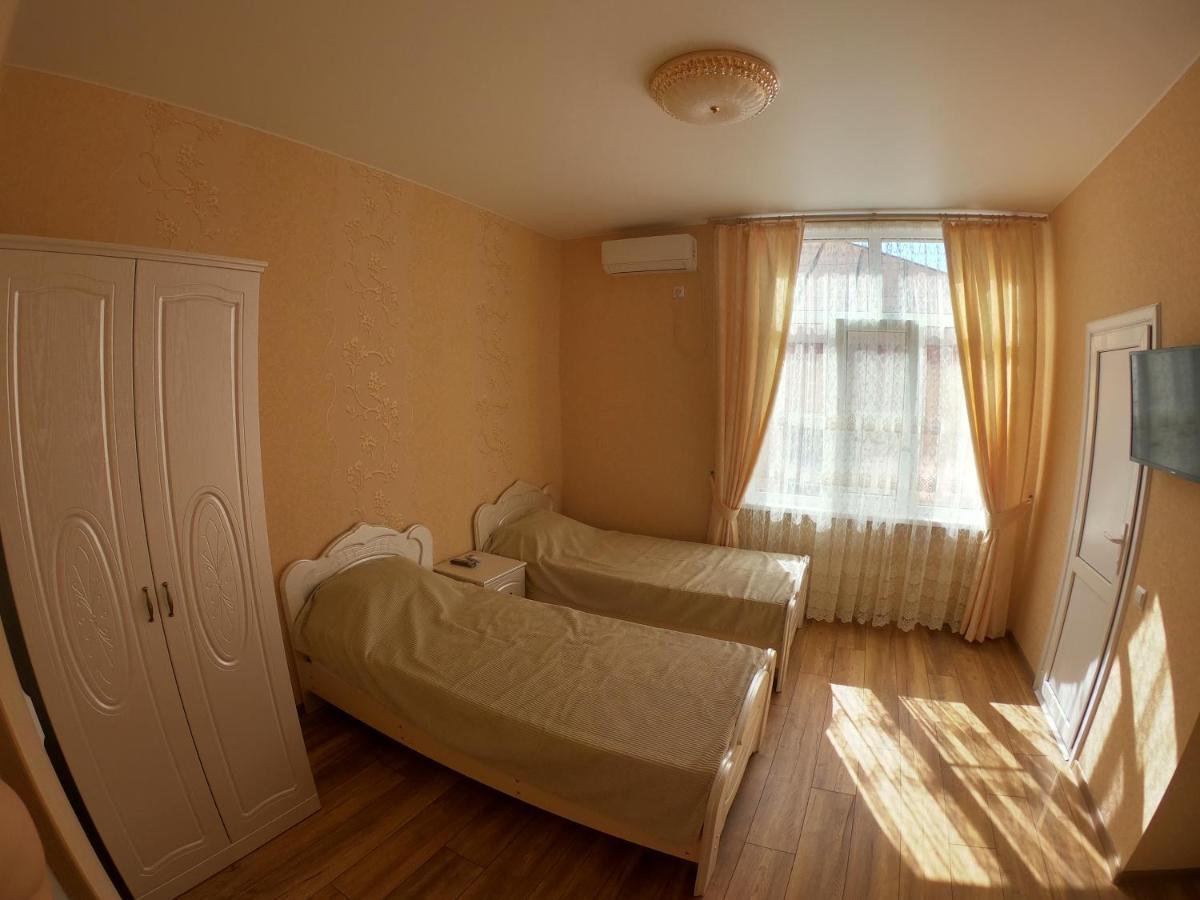 Гостевой Дом "Ласточкино Гнездо" Tsandrypsh Exterior photo